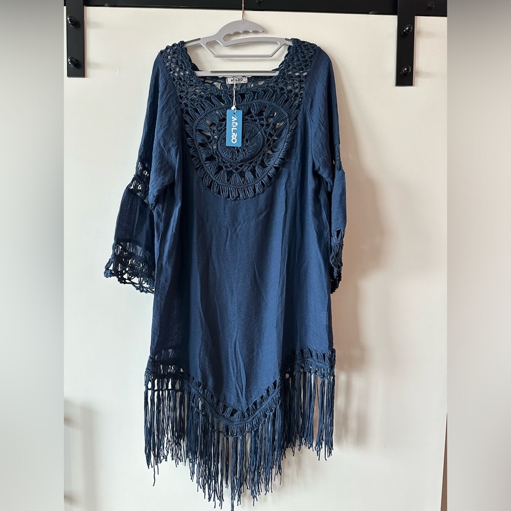 Aolro Size Medium Crochet Fringe Cover Up
